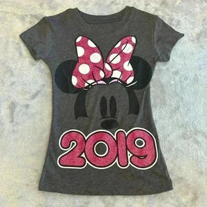 Disney - Minnie Mouse - short sleeve t-shirt.  Size XXS (2/3)